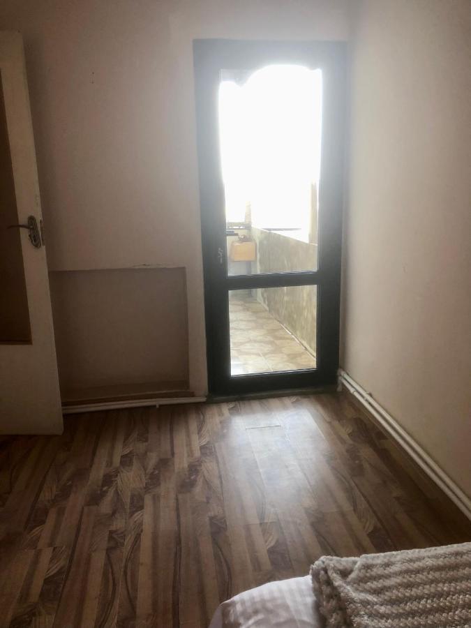 Villa Next To Victory Park Γιερεβάν Εξωτερικό φωτογραφία